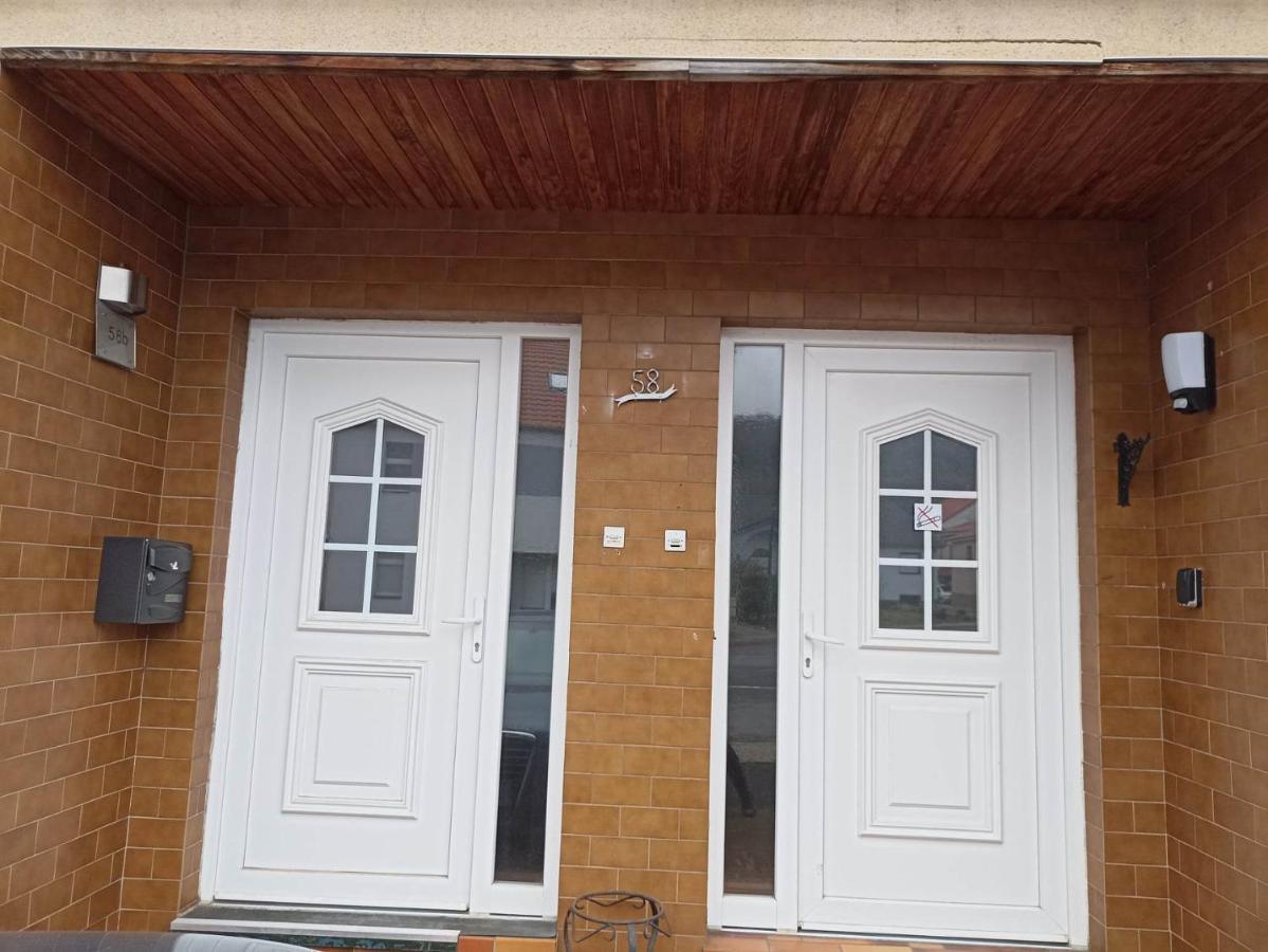 Appartement Gauche Avec Balcon Hargarten-aux-Mines ภายนอก รูปภาพ
