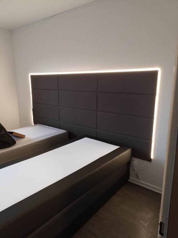 Appartement Gauche Avec Balcon Hargarten-aux-Mines ภายนอก รูปภาพ
